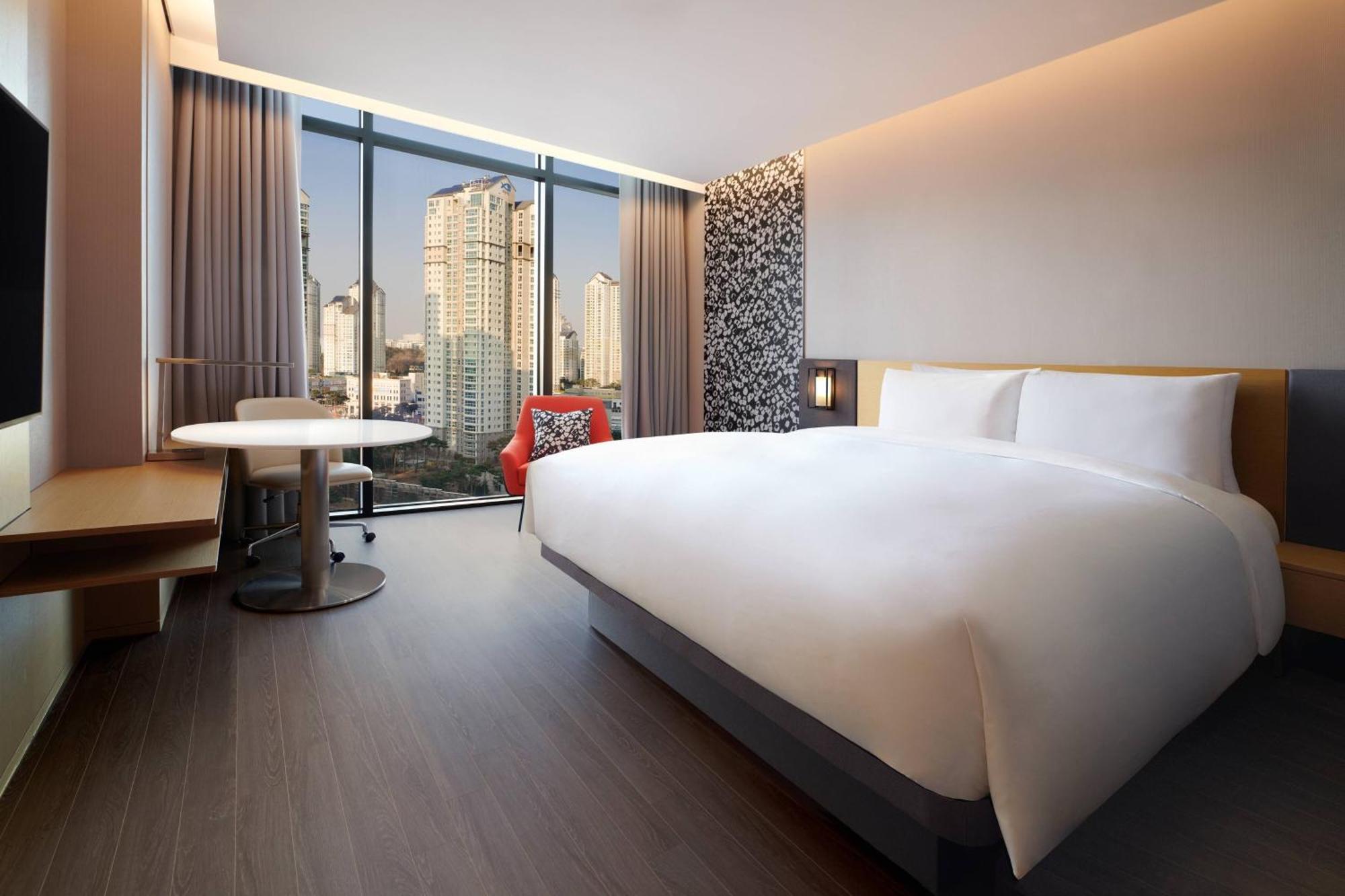 Courtyard By Marriott Suwon Hotel Kültér fotó