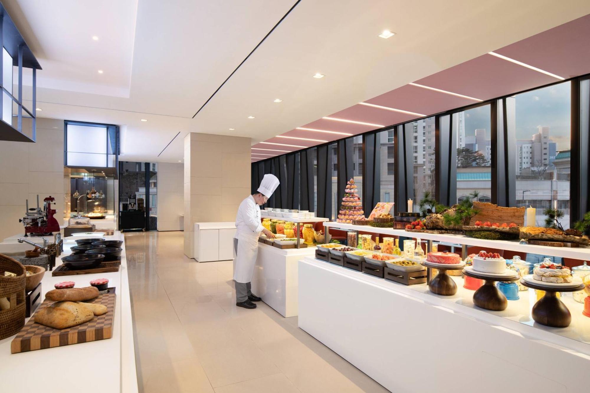 Courtyard By Marriott Suwon Hotel Kültér fotó
