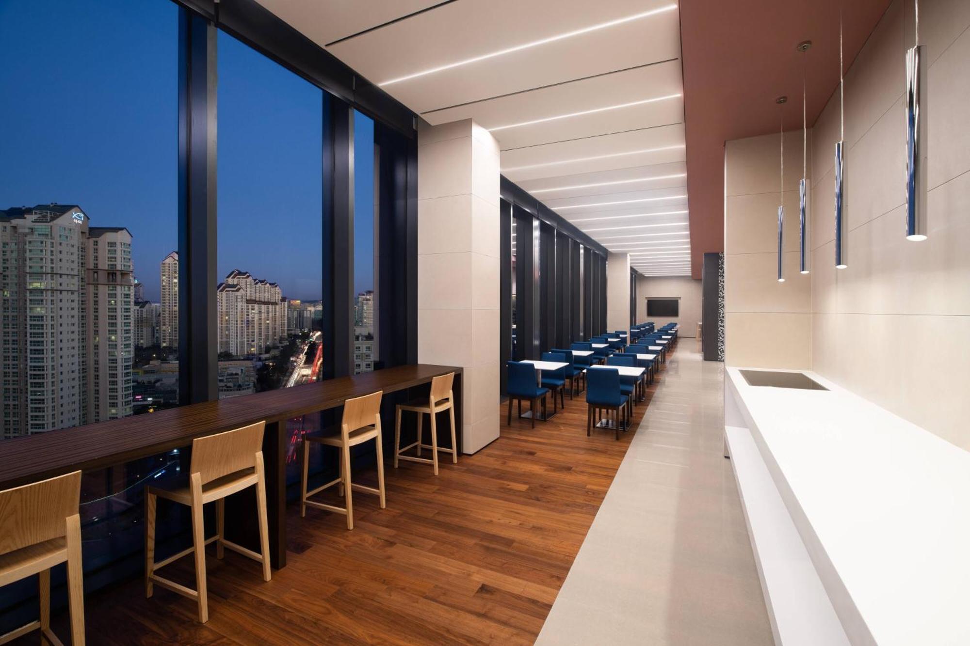 Courtyard By Marriott Suwon Hotel Kültér fotó